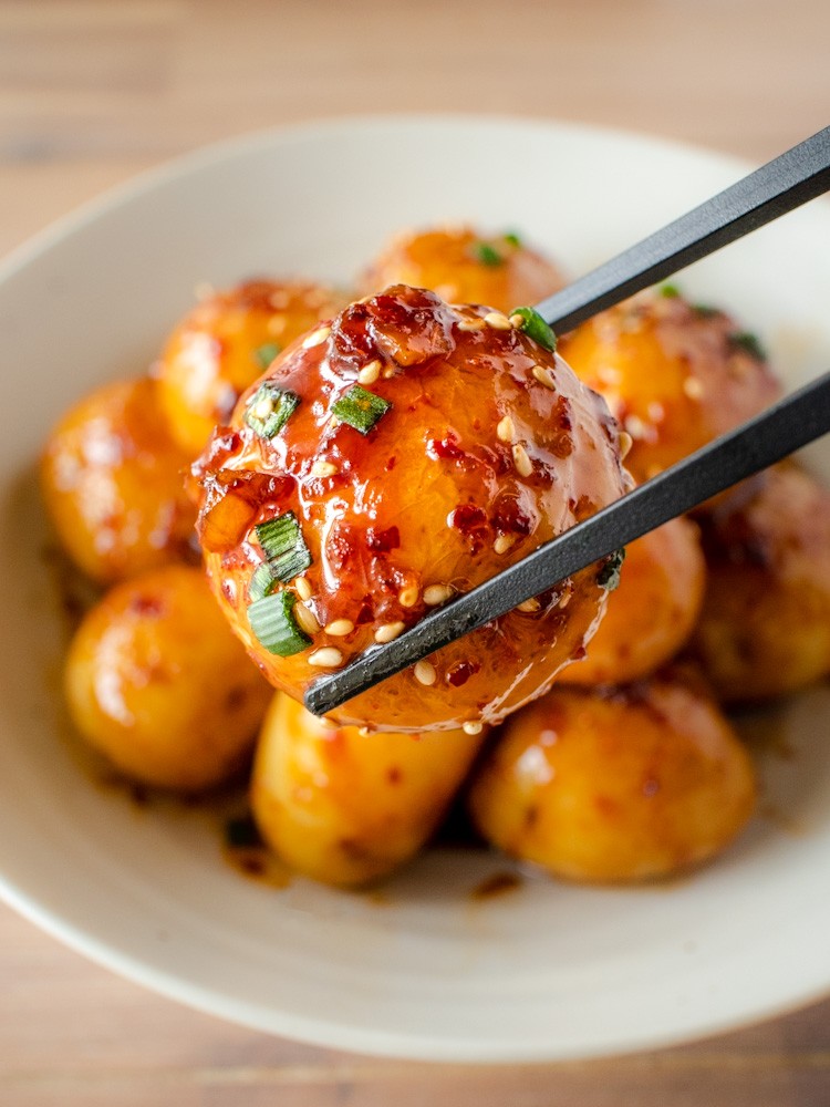 an image of Korean braised potatoes 